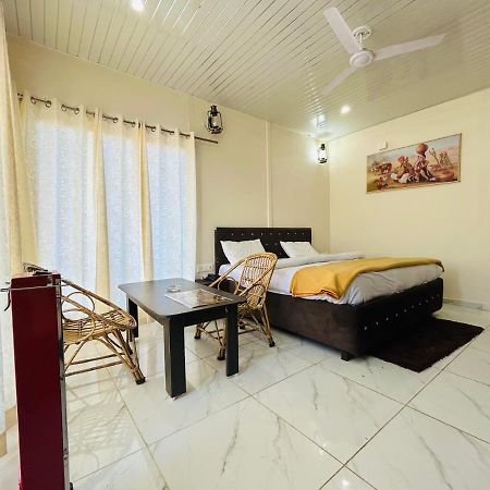 In Apple Estate Kanatal - Himalayan View Resort With Courteous Staff Exterior photo