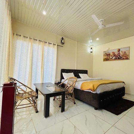 In Apple Estate Kanatal - Himalayan View Resort With Courteous Staff Exterior photo